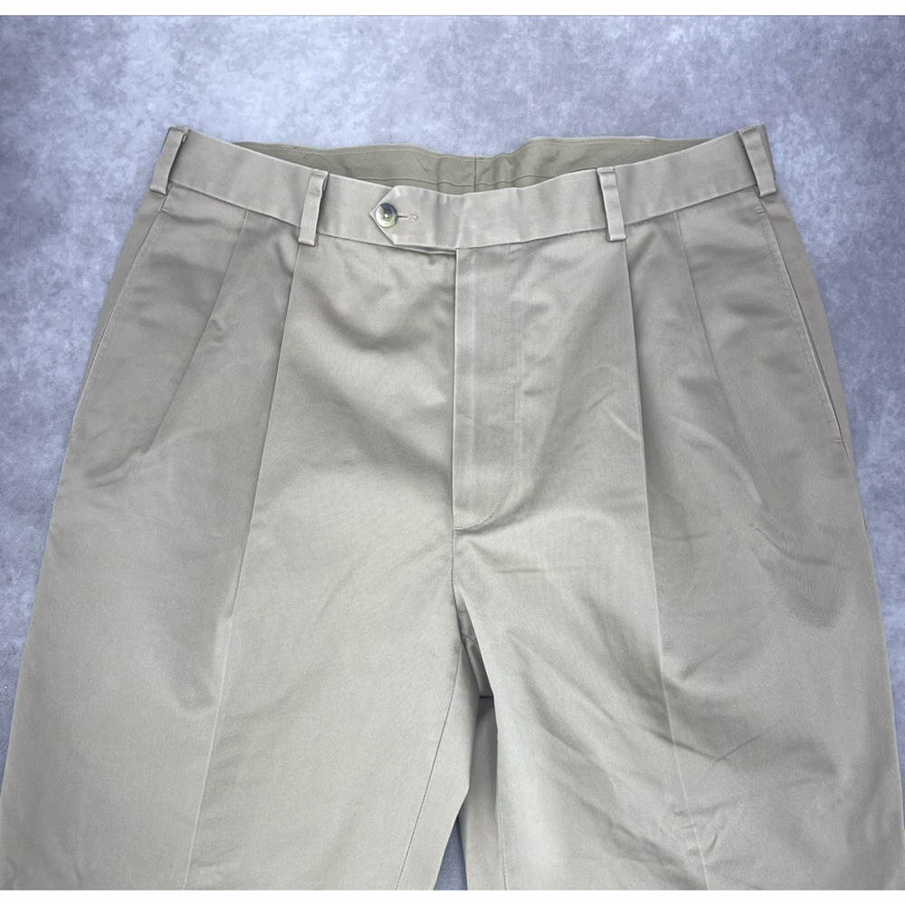 Jos A Bank Travelers Collection Mens Fits 36W x 29L Olive Khaki Chinos Pleated - Picture 3 of 7